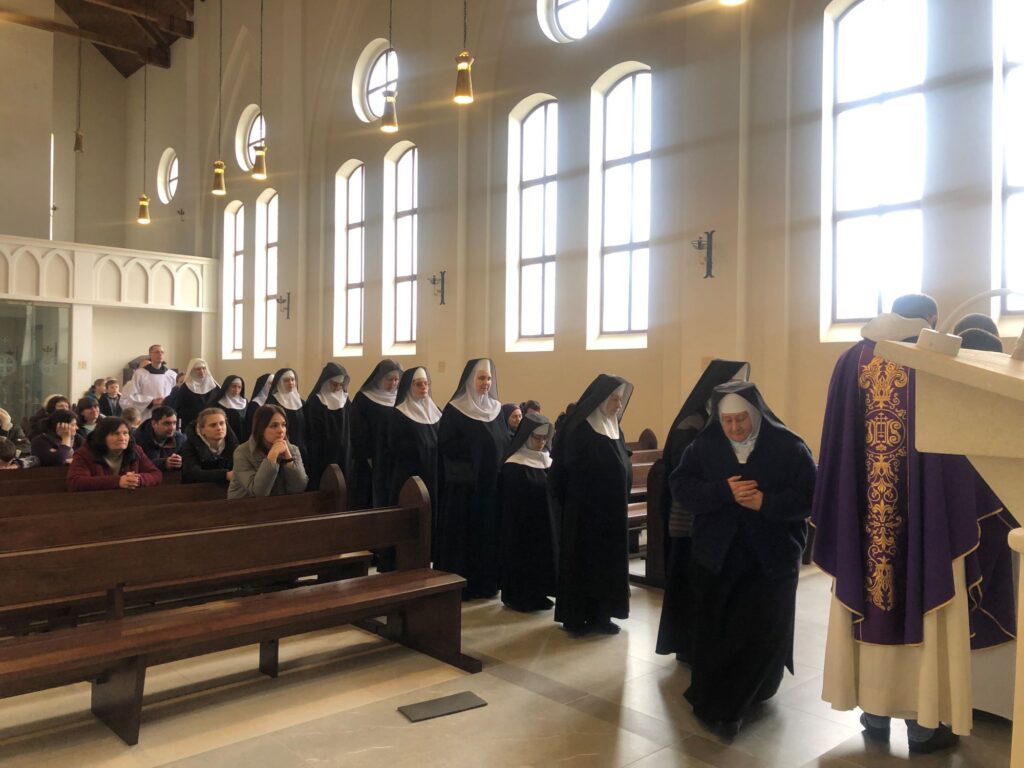 Acn 20220321 125886 lr