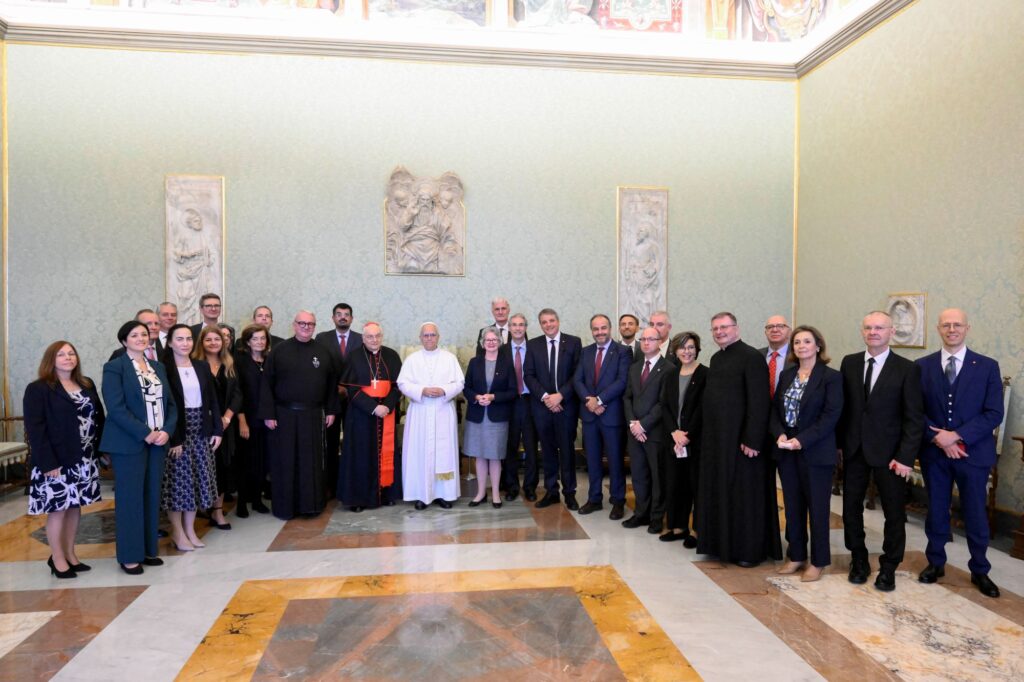 Acn 20251010 195643 lr