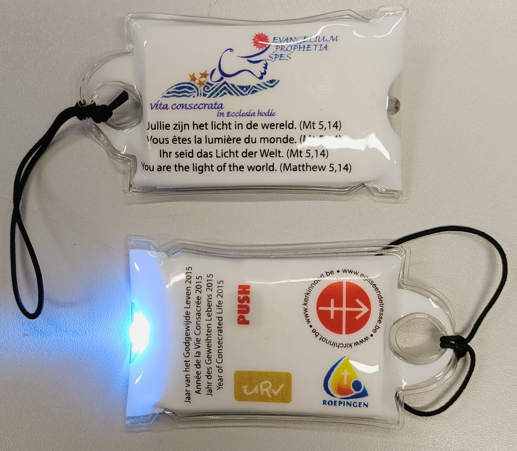 Led-lampje ‘jullie zijn het licht in de wereld’ 1 Led-lampje ‘jullie zijn het licht in de wereld’