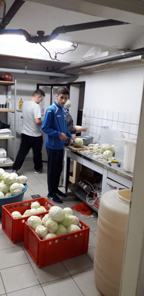 Acn 20211126 120106 lr