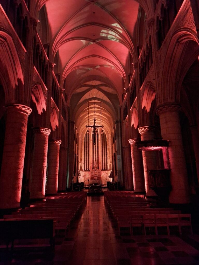 Rood licht voor vrijheid van godsdienst: van kerktorens tot europees....