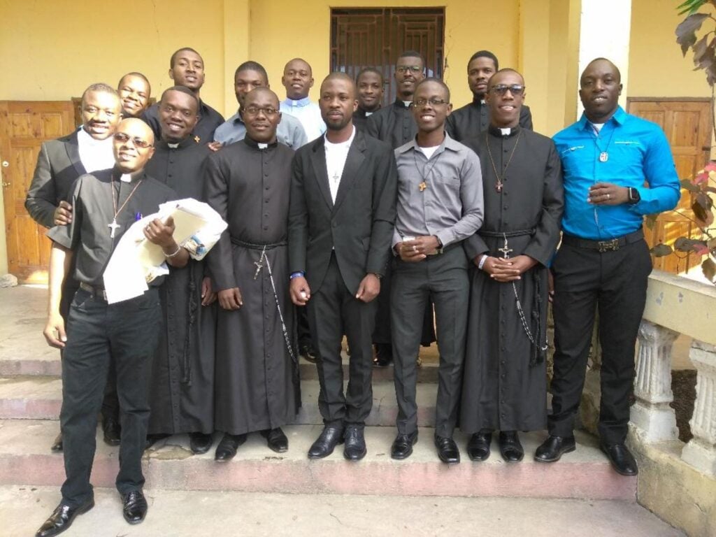 Acn 20251128 198416 1